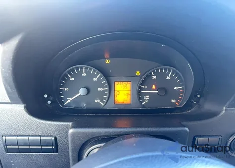 2018 Mercedes-Benz Sprinter 2500 из США, поврежденный, VIN WD3PE7CD4JP631084